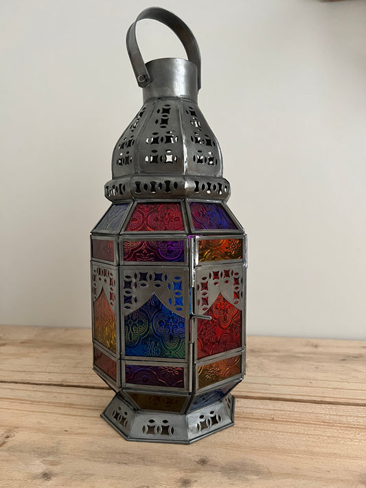 Moroccan style t light holder