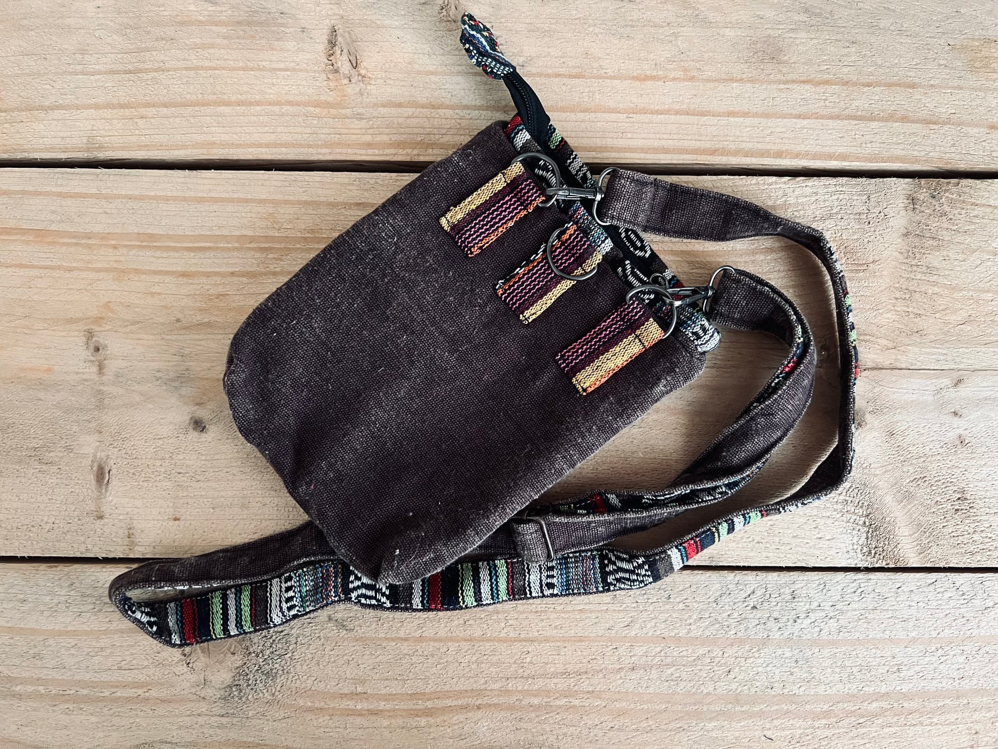 brown hippie passport bag