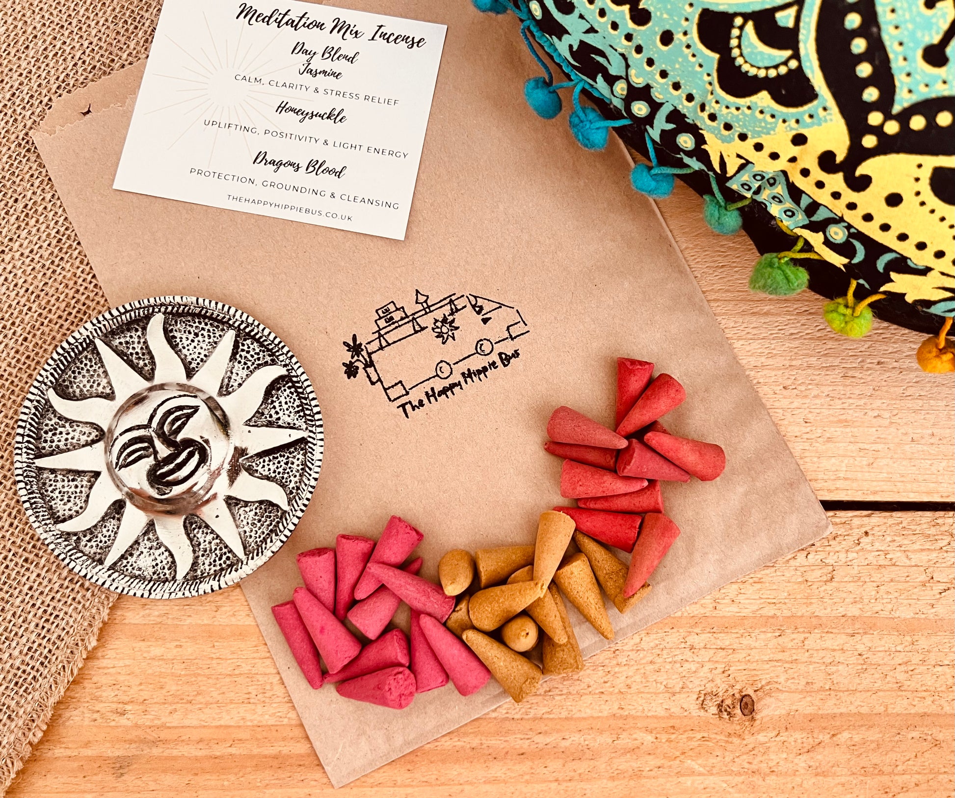 Day mix Meditation Incense Cones a complementary duo for mindful routines. Day blend includes Honeysuckle, Jasmine & Dragon’s Blood. Uplifting & calming and grounding incense. Perfect for morning focus, evening stillness, yoga, and sleep rituals.