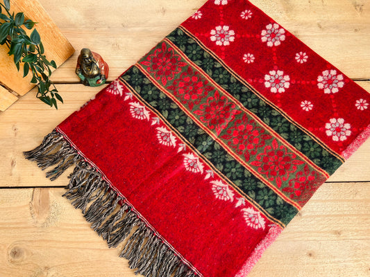 Fair trade recycled cotton throw blanket with red and green bohemian design