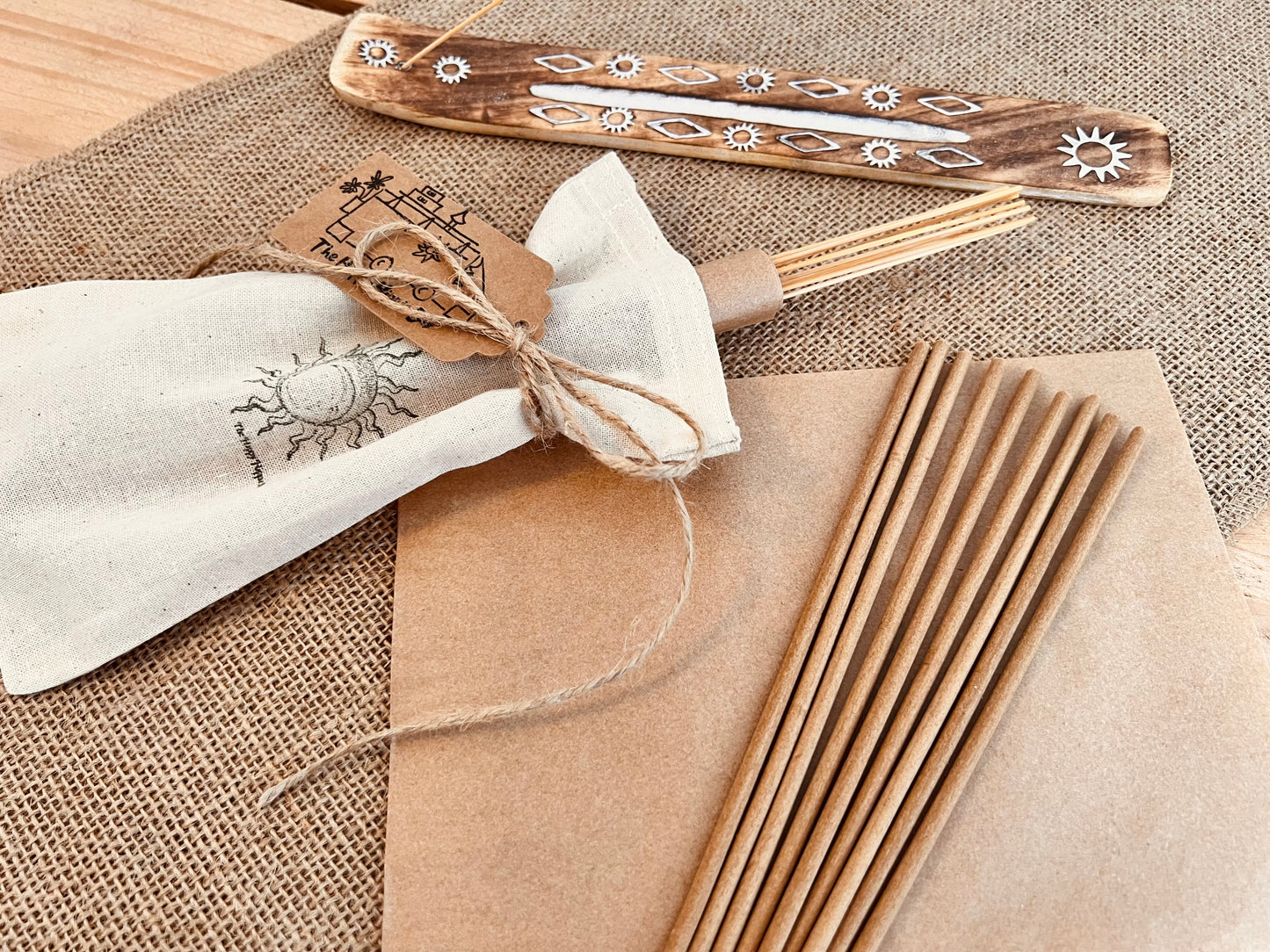 Palo Santo Premium Incense Sticks – Hand Dipped, Plastic-Free, Slow 1 Hour Burn