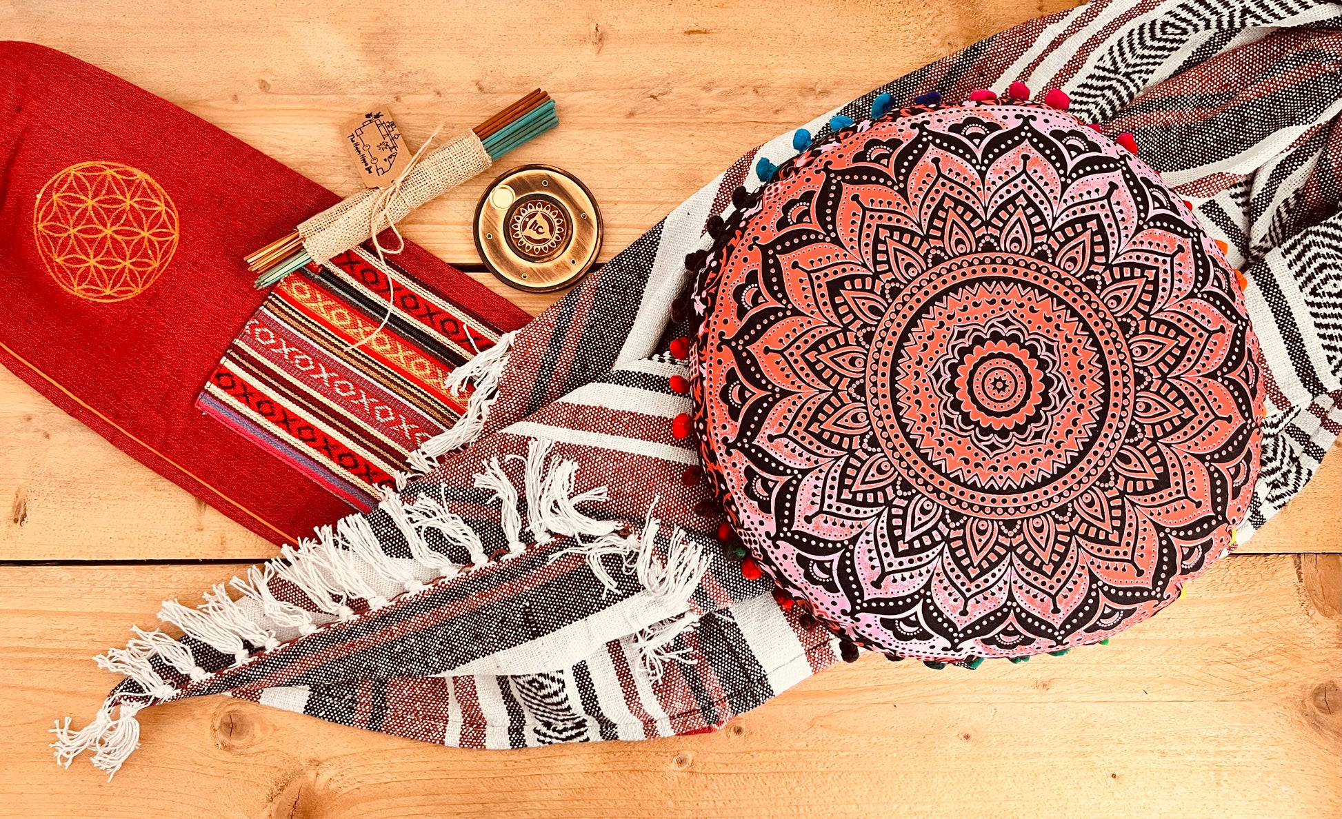 Handmade red meditation set with cushion, throw, incense and yoga mat bag and incense holder – eco-friendly yoga gift set for mindfulness and relaxation, self care gift 