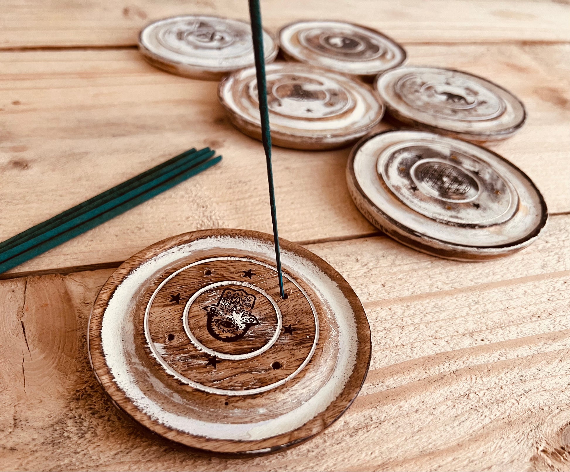 Handmade Fair Trade Ethically Sourced Bohemian Hippie Incense Stick Holder Ash Catcher Mango Wood Round Plate White Brown 